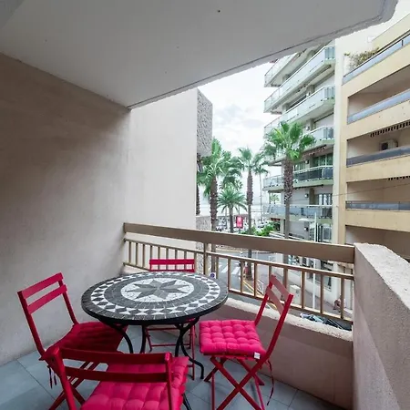 One-bedroom In Juan-les-pins